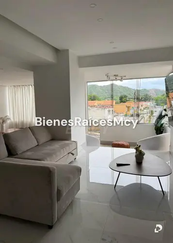 Apartamento en Andrés Bello, Maracay – 14