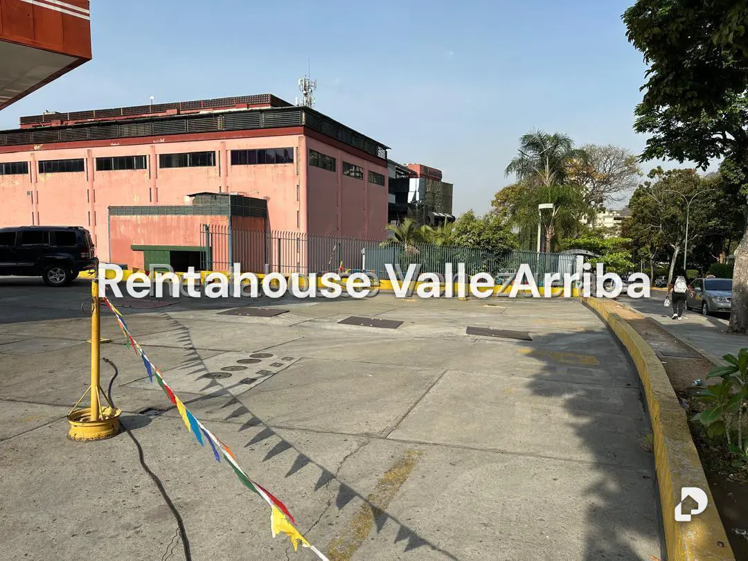Local comercial en Terrazas del Ávila, Caracas