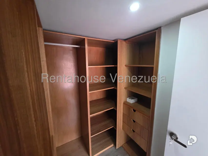 Apartamento en Campo Alegre, Caracas – 10
