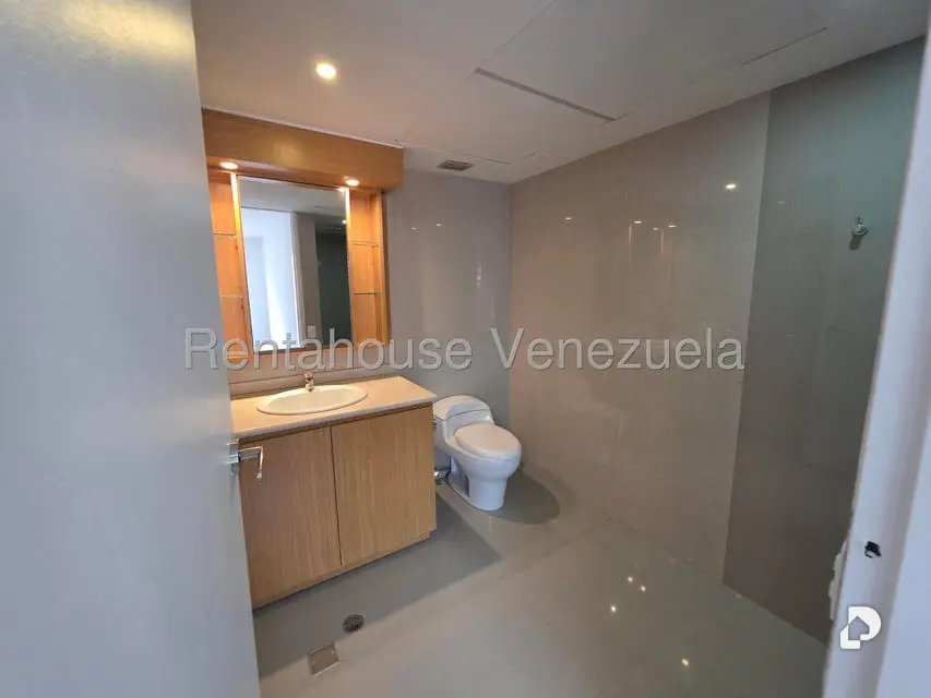 Apartamento en Campo Alegre, Caracas – 14