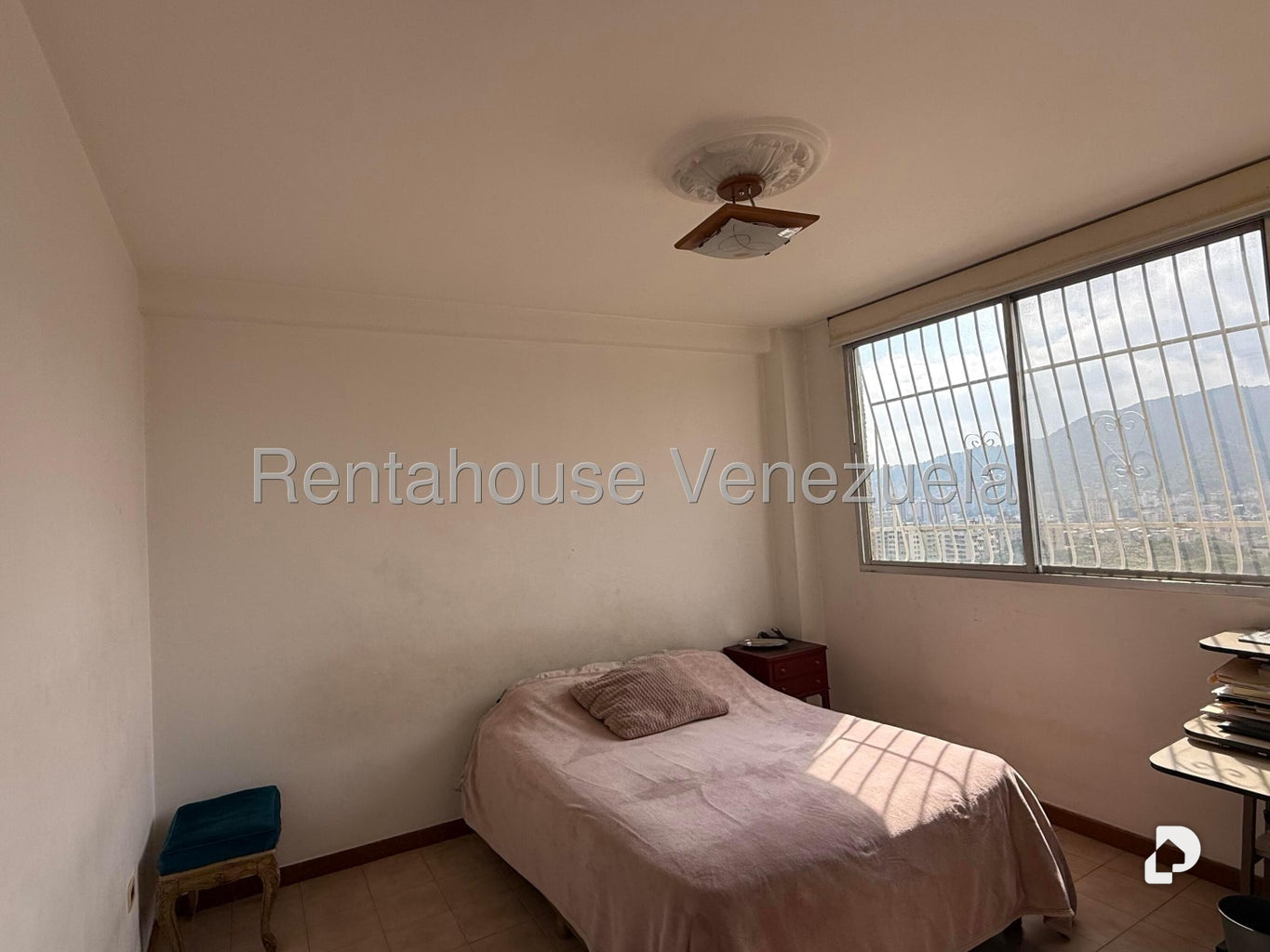 Apartamento en Vista Alegre, Caracas – 28