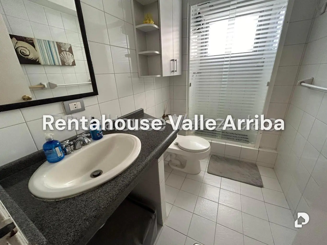 Apartamento en Las Mesetas de Santa Rosa de Lima, Caracas – 22