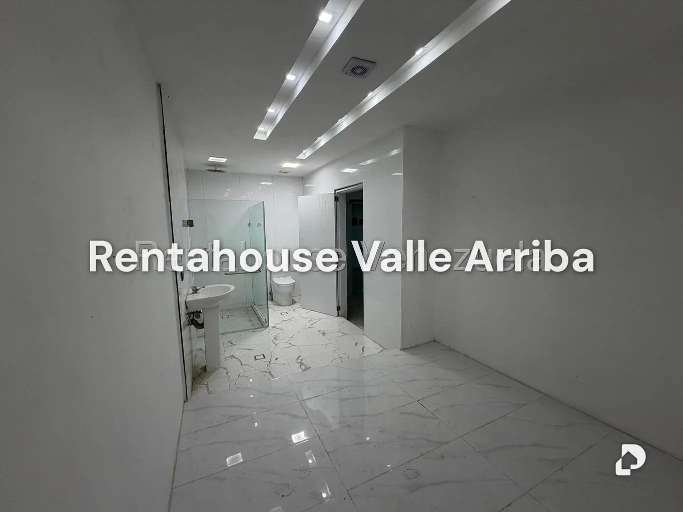 Casa en Oripoto, Caracas – 12
