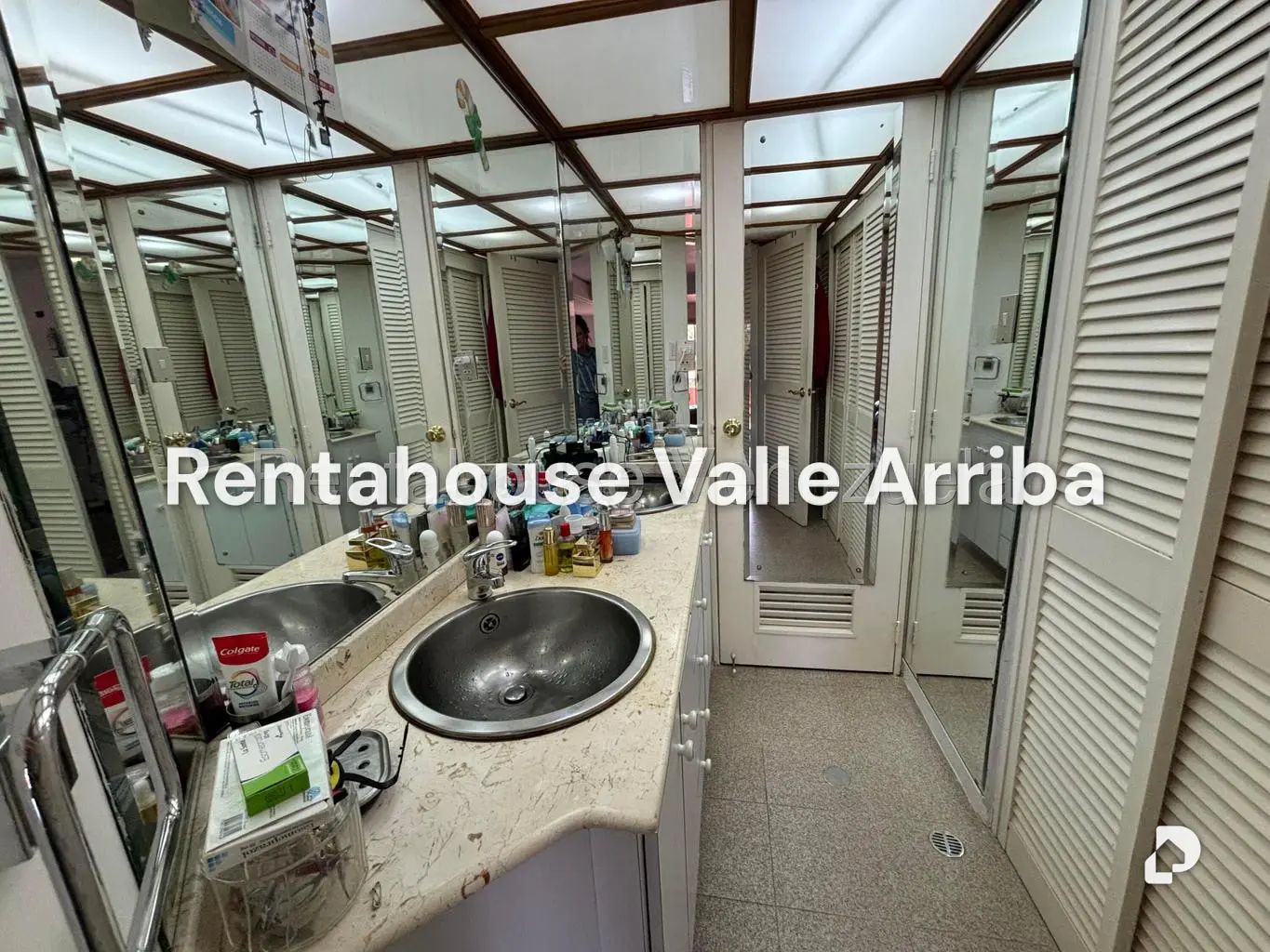 Apartamento en Los Naranjos (del Cafetal), Caracas – 14