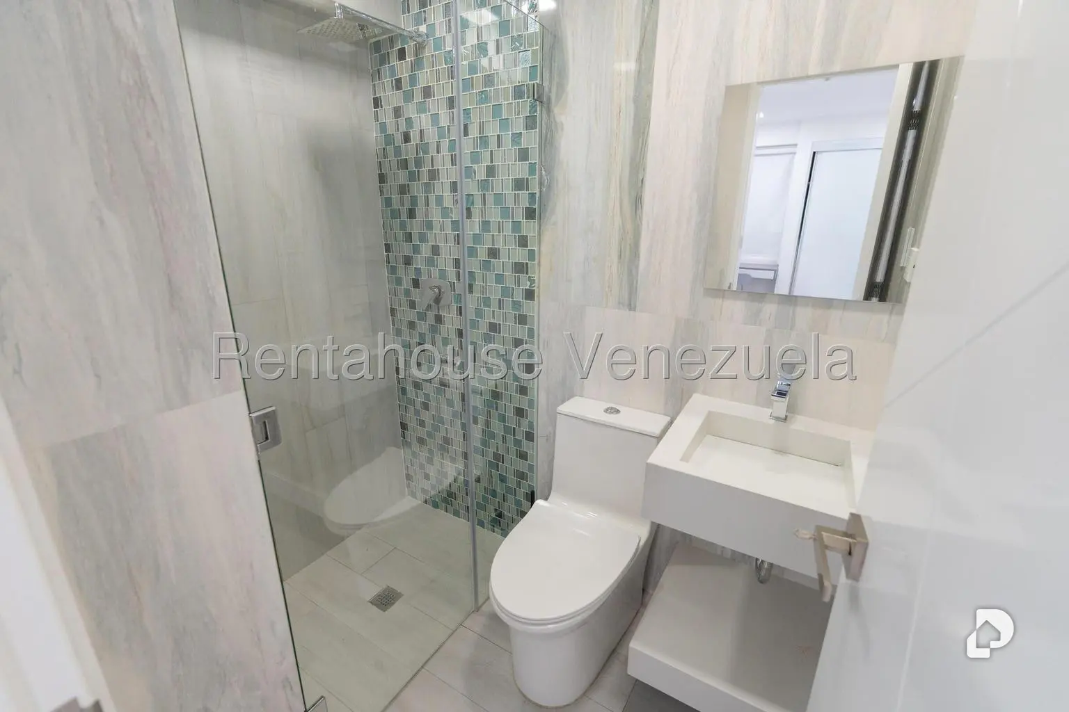 Apartamento en Colinas de Los Chaguaramos, Caracas – 16