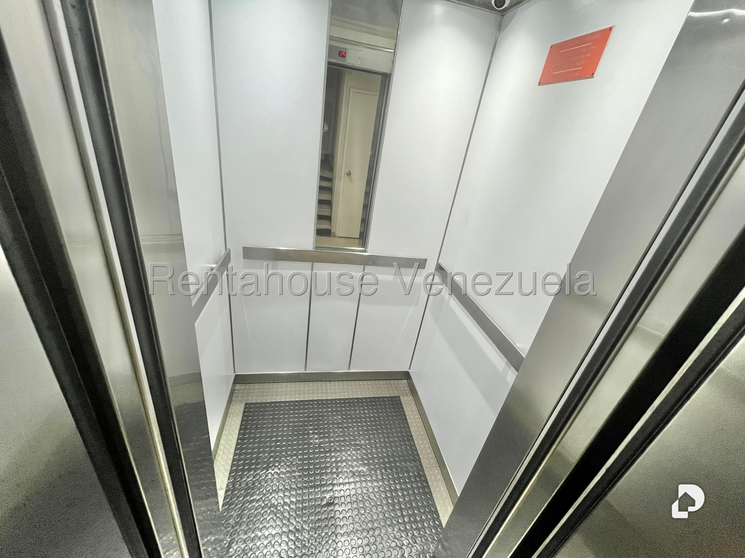 Apartamento en La Florida, Caracas – 3