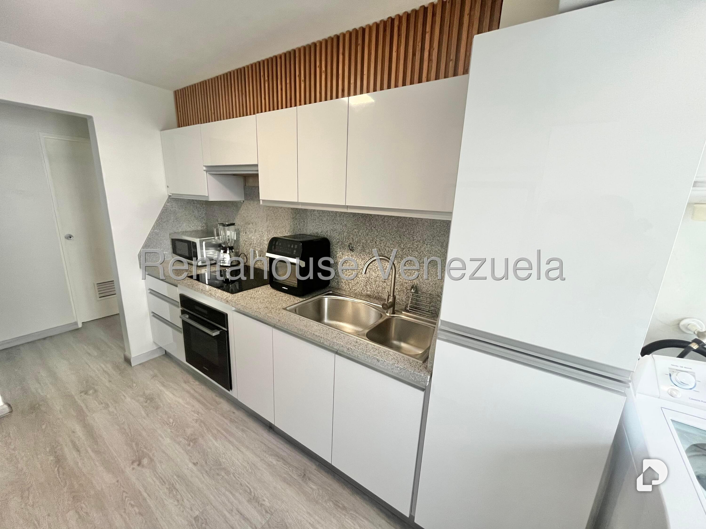 Apartamento en La Florida, Caracas – 13