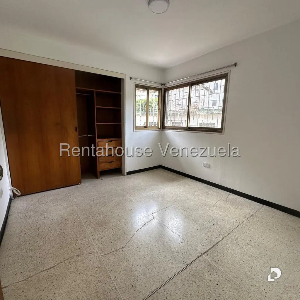 Apartamento en La Florida, Caracas – 19
