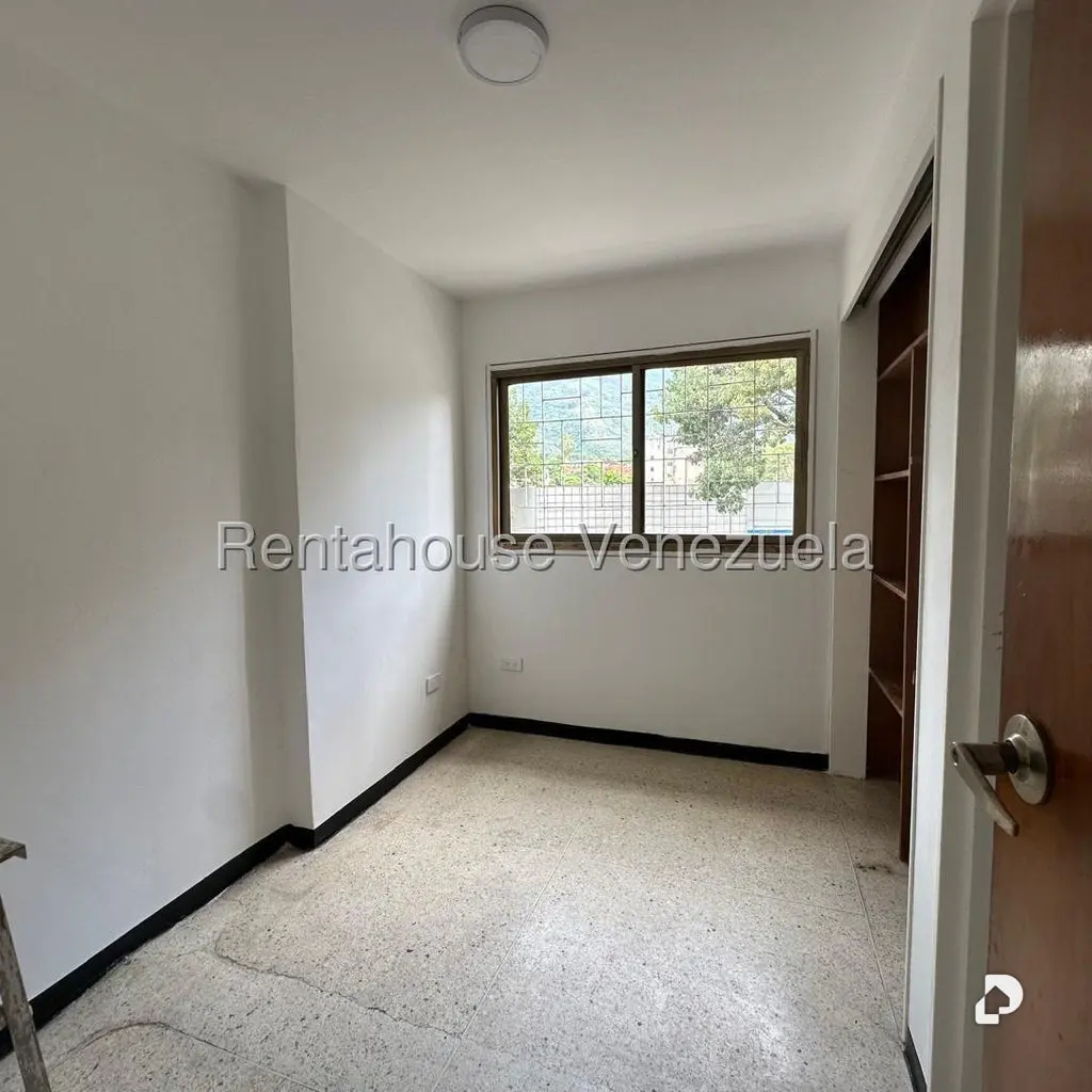Apartamento en La Florida, Caracas – 15
