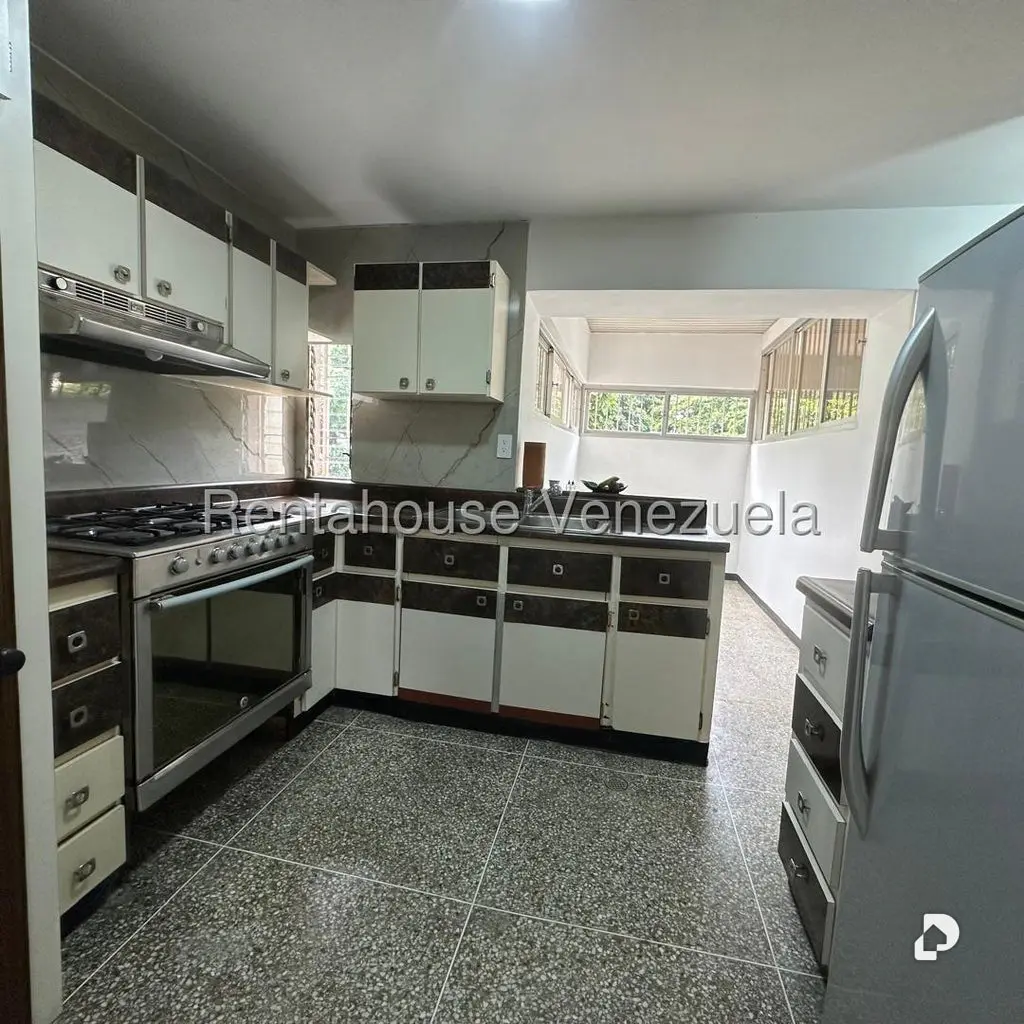 Apartamento en La Florida, Caracas – 8