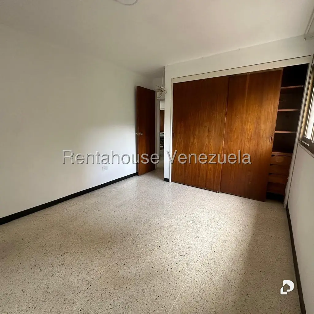 Apartamento en La Florida, Caracas – 20