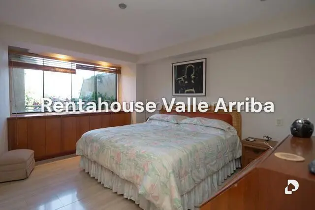 Apartamento en Lomas de La Lagunita, Caracas – 24