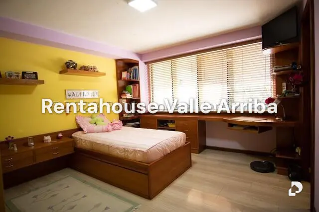 Apartamento en Lomas de La Lagunita, Caracas – 29