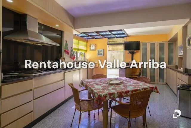 Apartamento en Lomas de La Lagunita, Caracas – 18