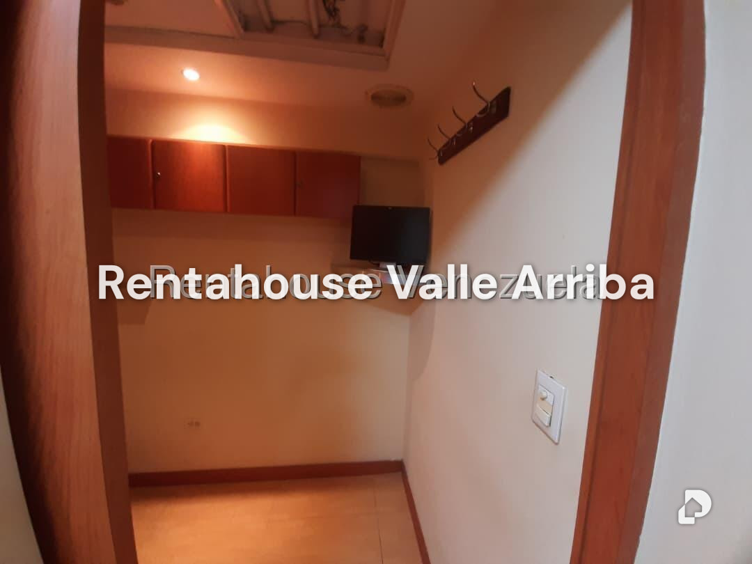 Local comercial en Los Palos Grandes, Caracas – 10
