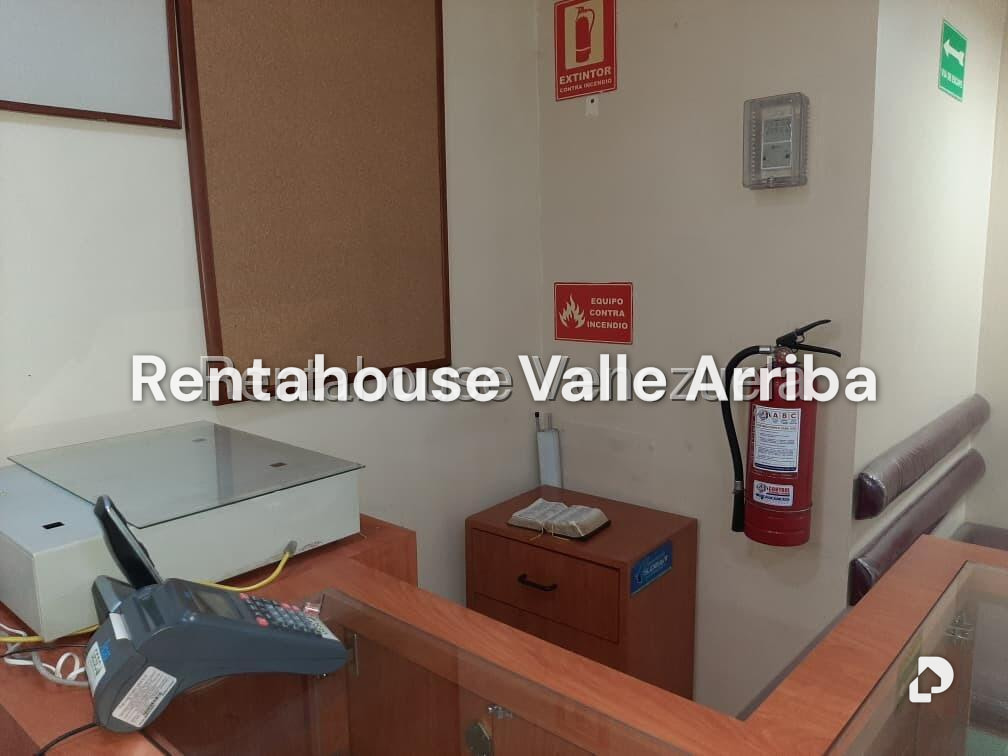 Local comercial en Los Palos Grandes, Caracas – 19