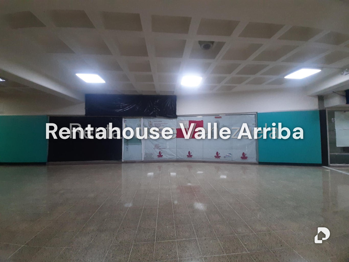 Local comercial en Los Palos Grandes, Caracas – 22