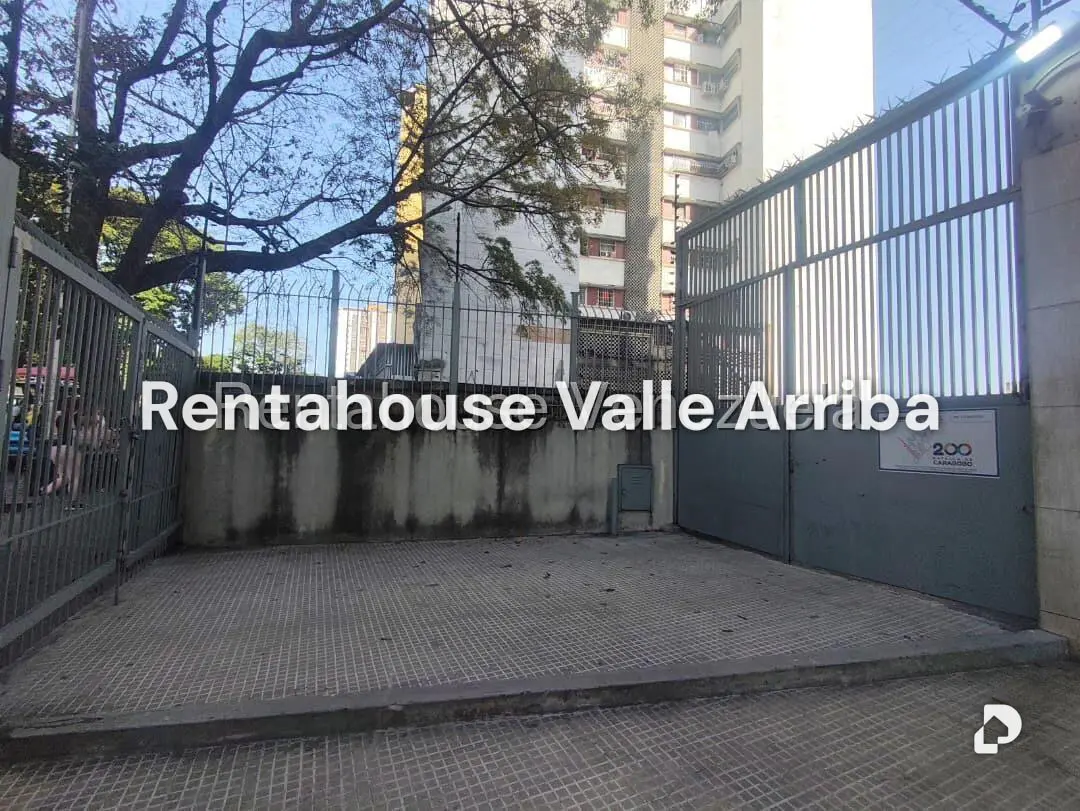 Local comercial en El Recreo, Caracas – 3
