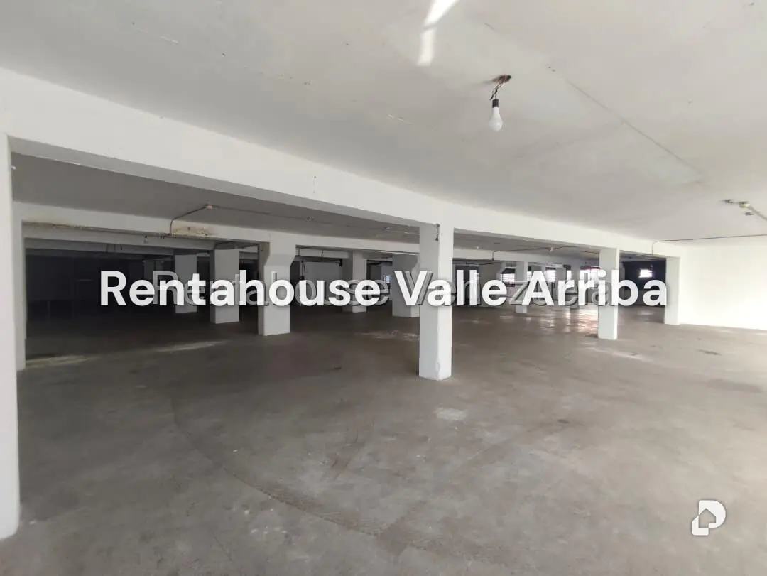 Local comercial en El Recreo, Caracas – 21