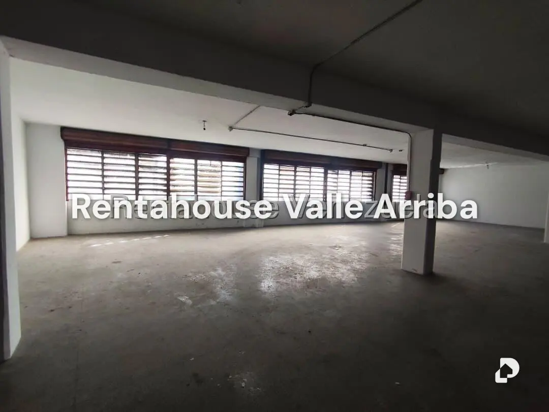 Local comercial en El Recreo, Caracas – 19