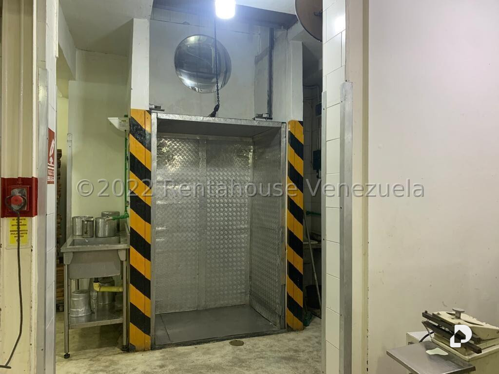 Edificio en Los Rosales, Caracas