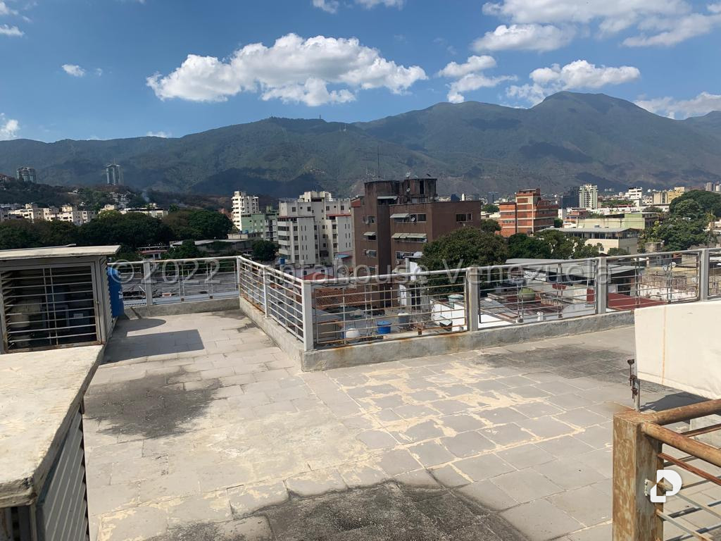 Edificio en Los Rosales, Caracas