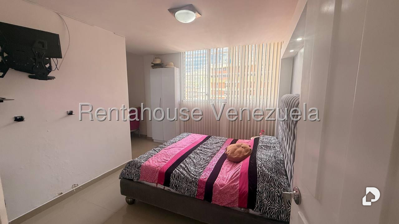 Apartamento en San Bernardino, Caracas – 10