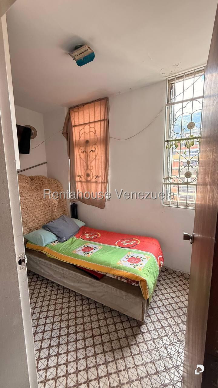 Apartamento en San Bernardino, Caracas – 15