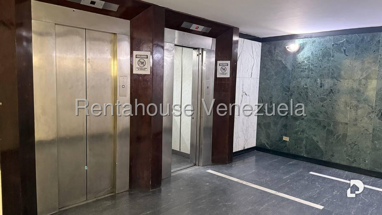Apartamento en San Bernardino, Caracas – 1