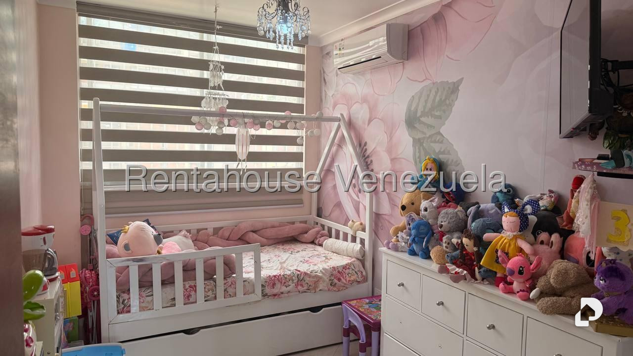 Apartamento en San Bernardino, Caracas – 13