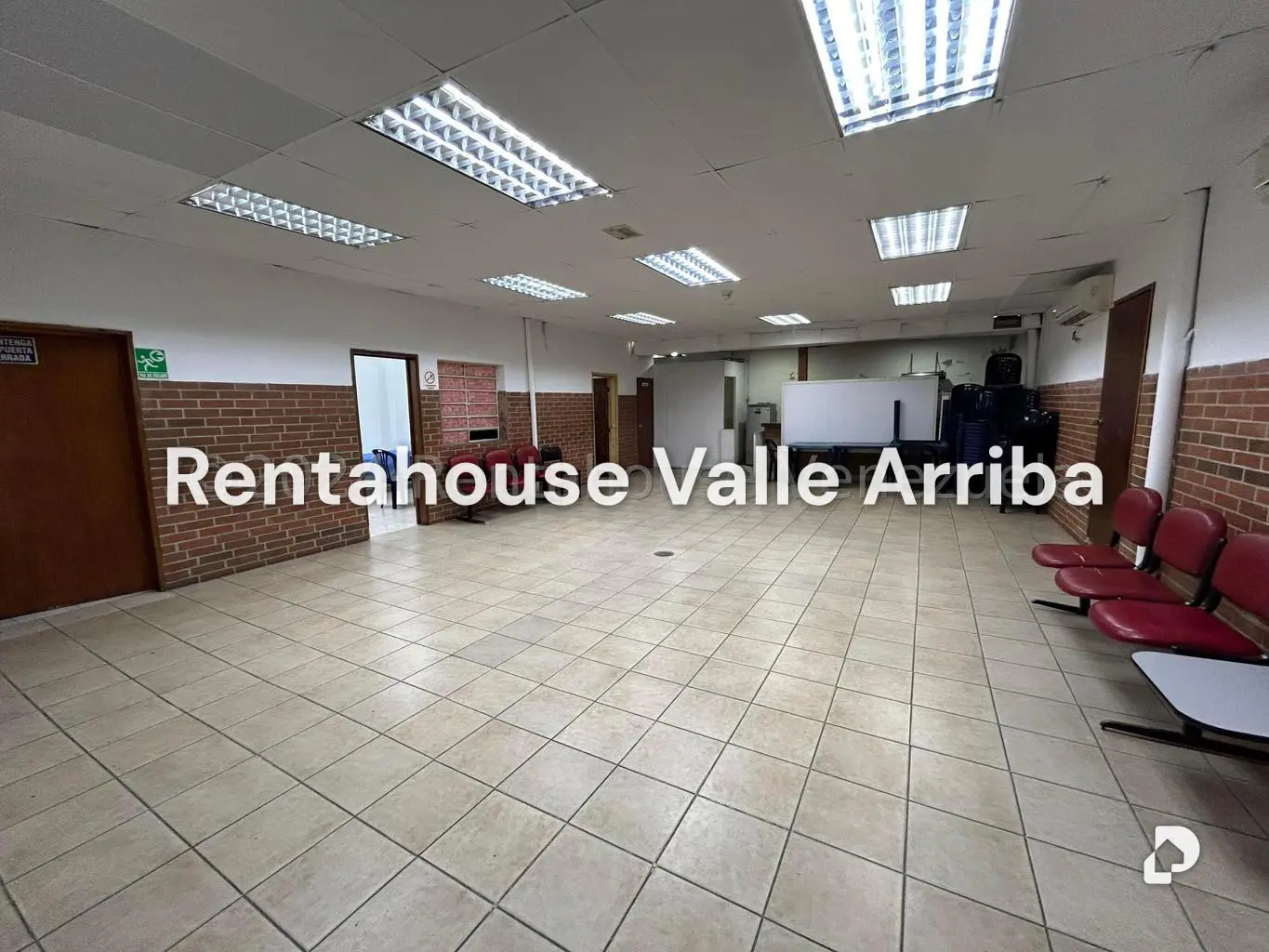 Local comercial en Cementerio, Caracas – 12