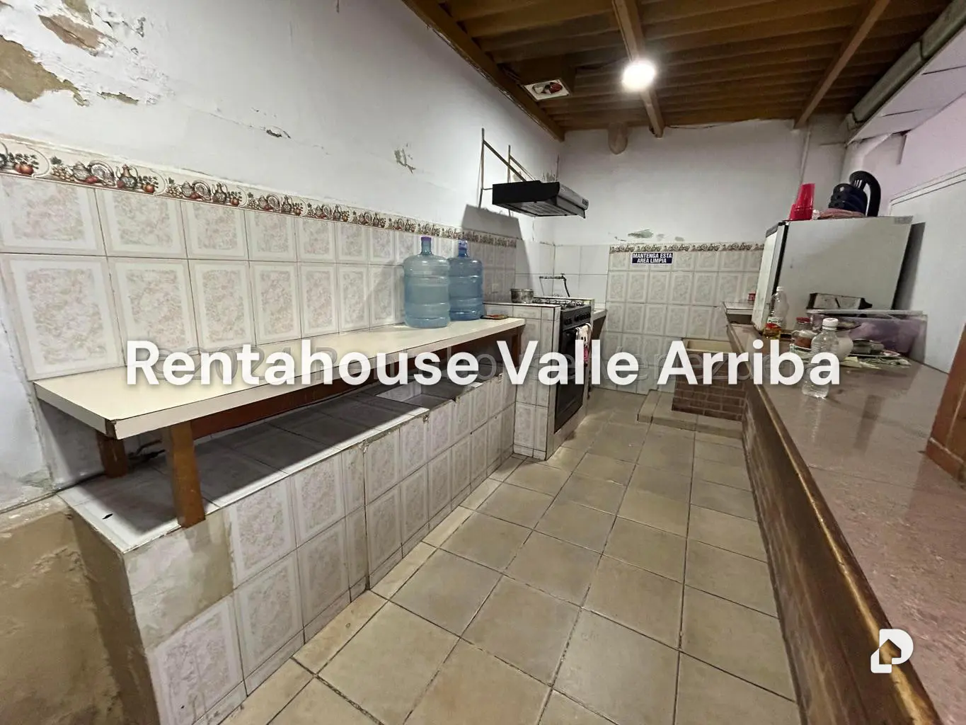 Local comercial en Cementerio, Caracas – 24