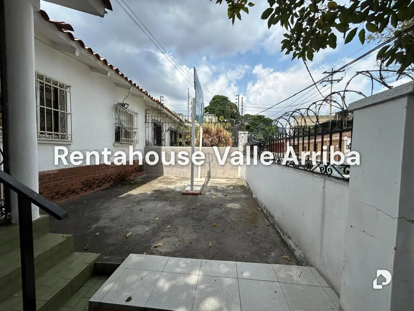 Local comercial en Cementerio, Caracas – 27