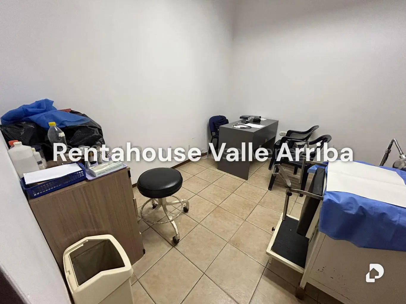 Local comercial en Cementerio, Caracas – 21