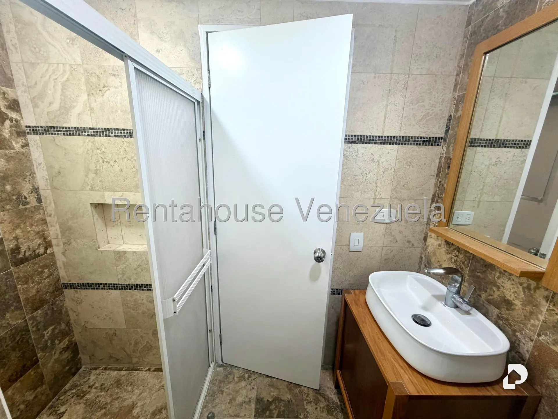 Apartamento en Campo Alegre, Caracas – 9