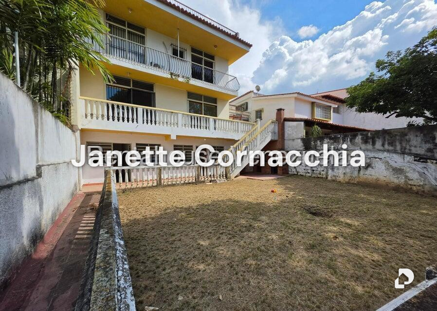 Casa en Macaracuay, Caracas – 23