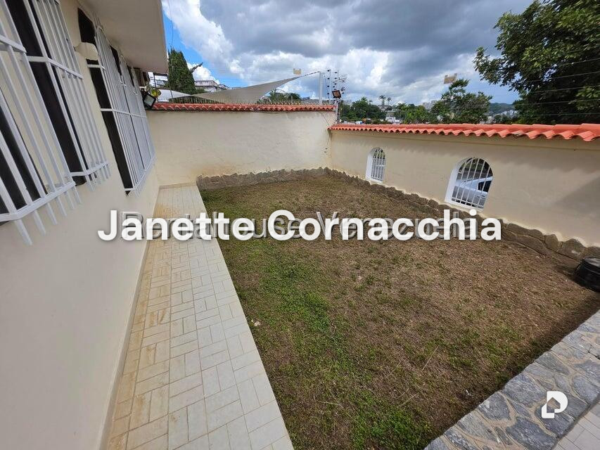 Casa en Macaracuay, Caracas – 30