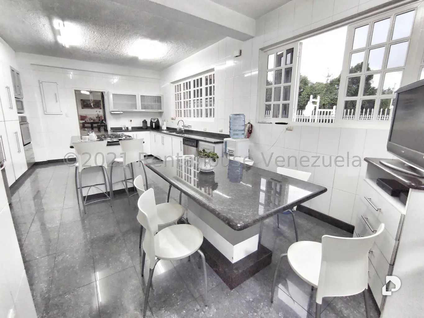 Casa en Santa Paula, Caracas – 13