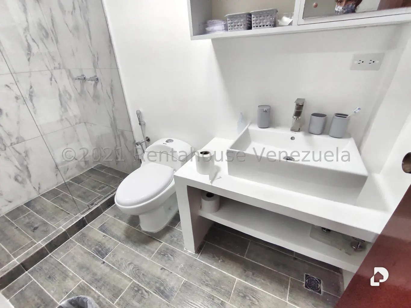 Casa en Santa Paula, Caracas – 23