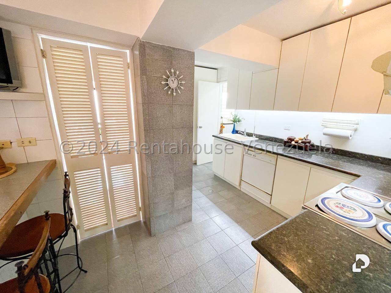 Apartamento en Los Naranjos (del Cafetal), Caracas – 17