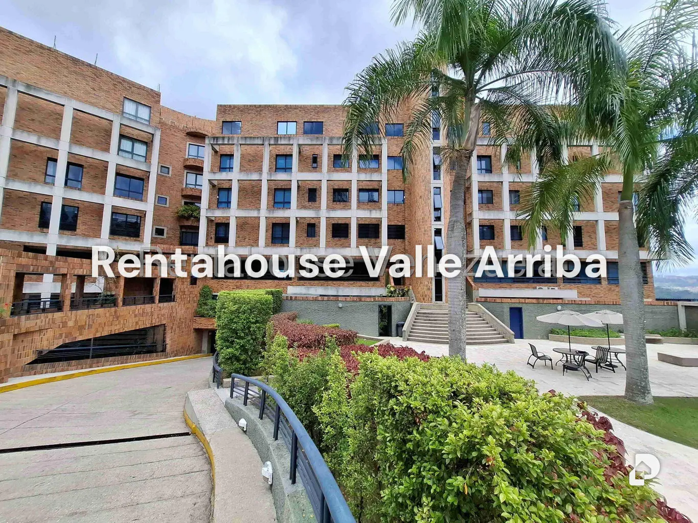 Apartamento en Colinas de Valle Arriba, Caracas – 1