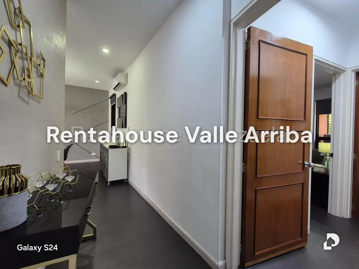 Apartamento en Lomas de La Alameda, Caracas – 17