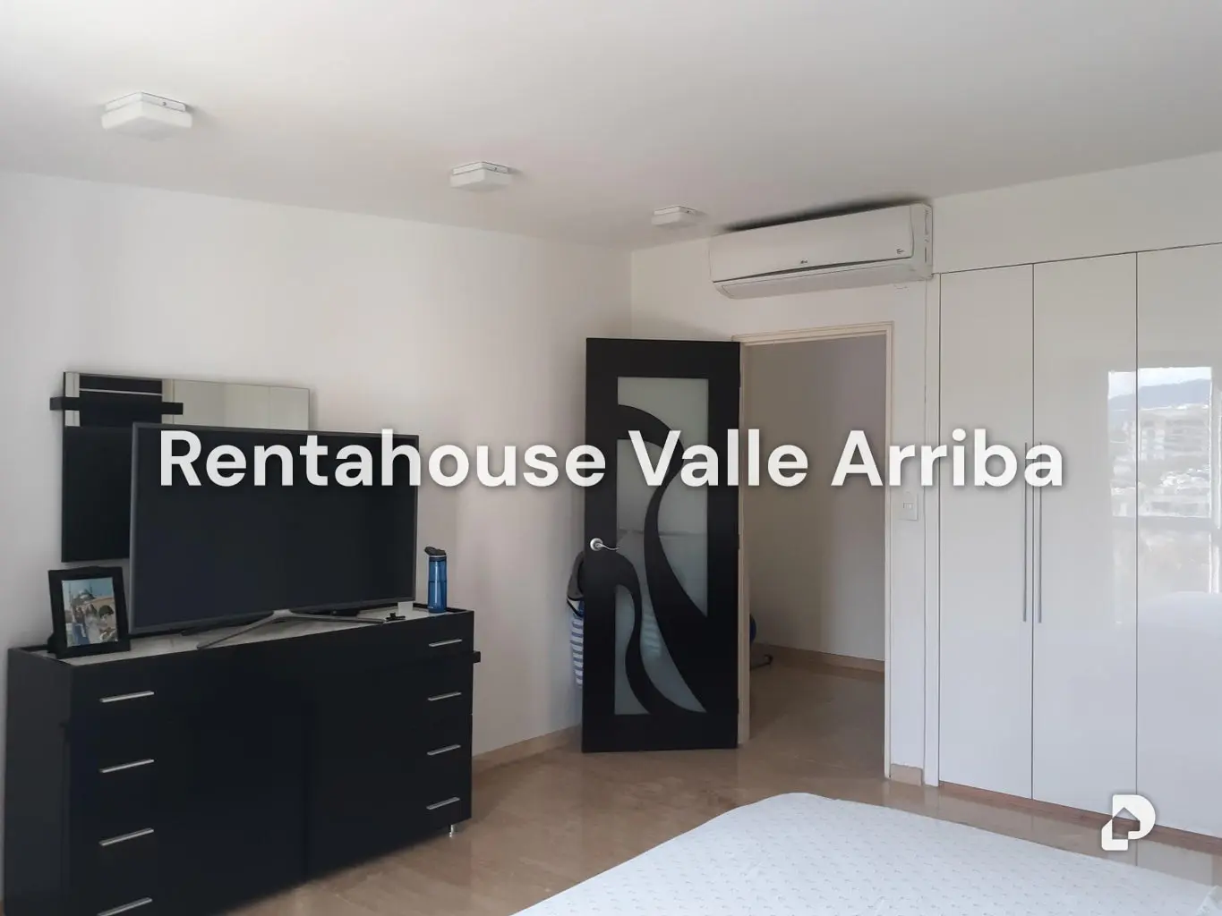 Apartamento en Lomas de Las Mercedes, Caracas – 18