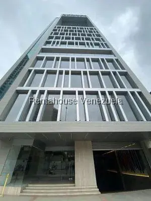 Oficina en Las Mercedes, Caracas - 1