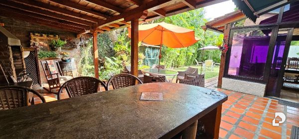 House in La Lagunita, Caracas – 26
