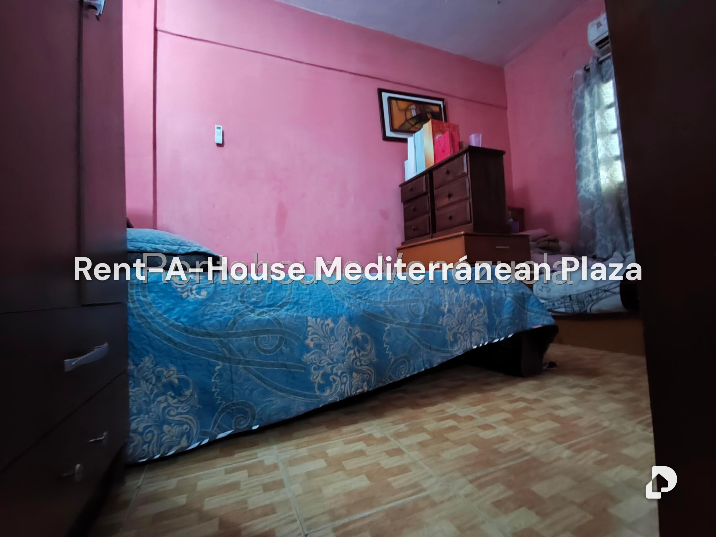 Casa en Los Caobos, Valencia