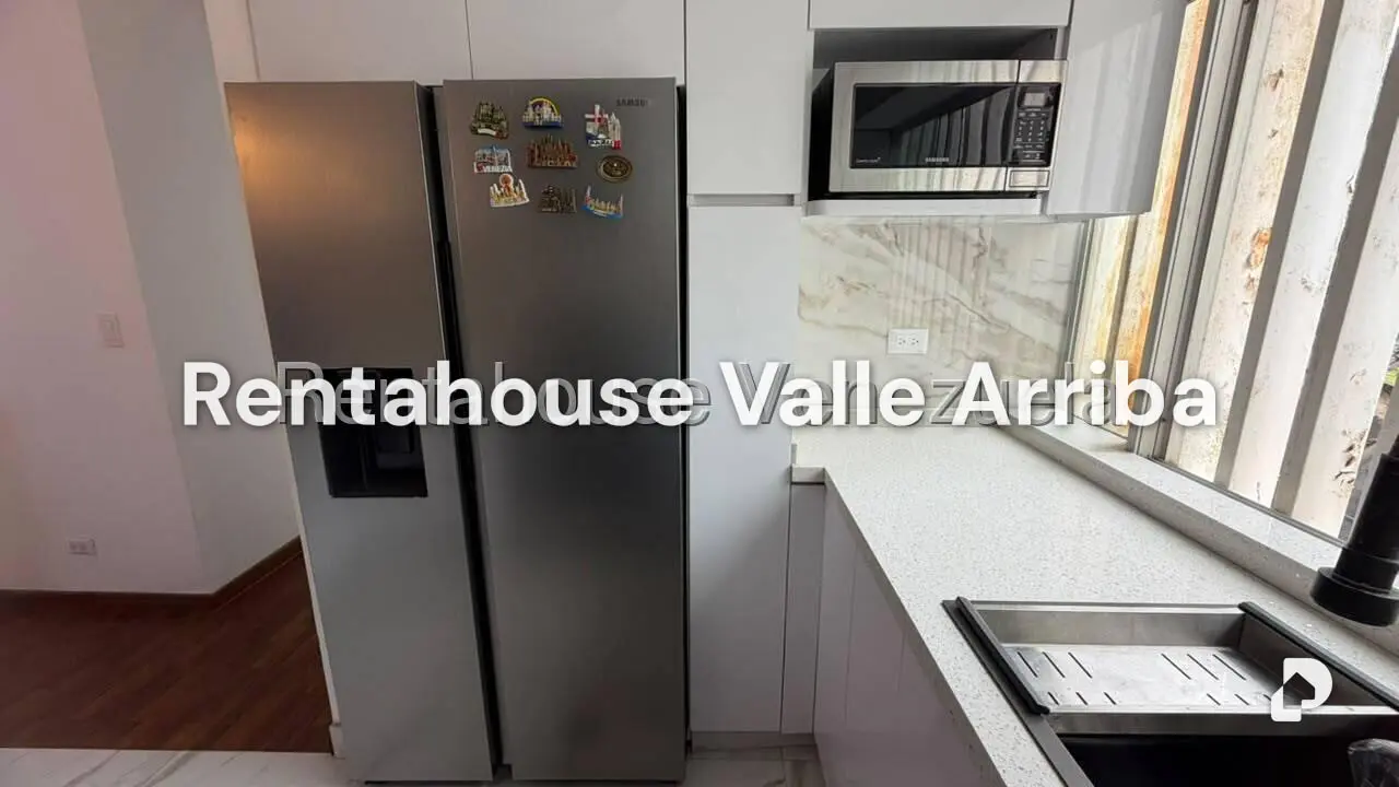 Apartamento en Santa Fe Norte, Caracas – 12