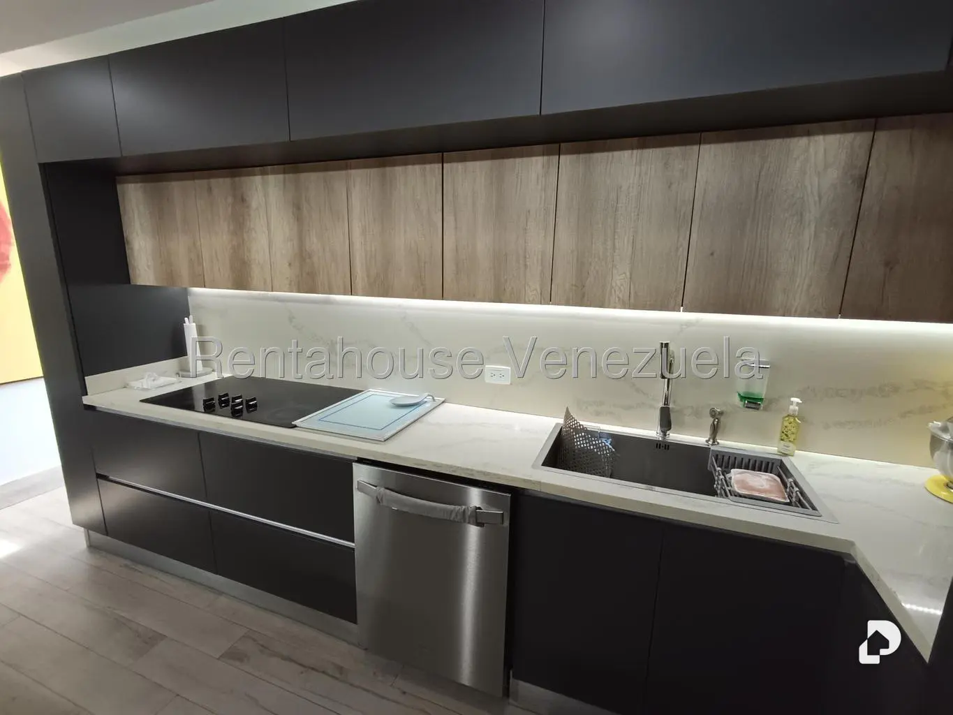 Apartamento en Alto Hatillo, Caracas – 14