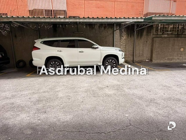 Apartamento en Parroquia San Bernardino, Caracas – 11