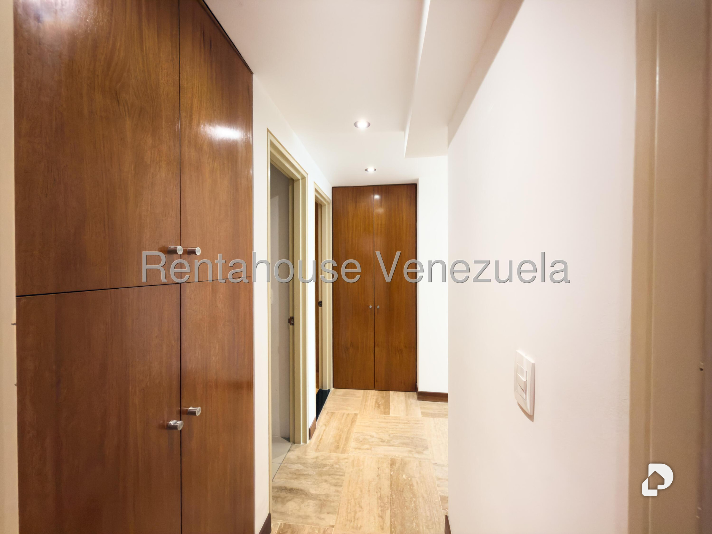Apartamento en Lomas de Las Mercedes, Caracas